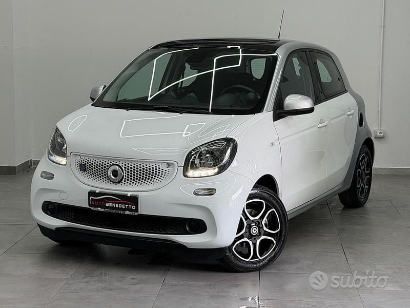 Usata Smart ForFour Electric Drive Passion 40 kW (55 CV) 2019 Bianco Berlina