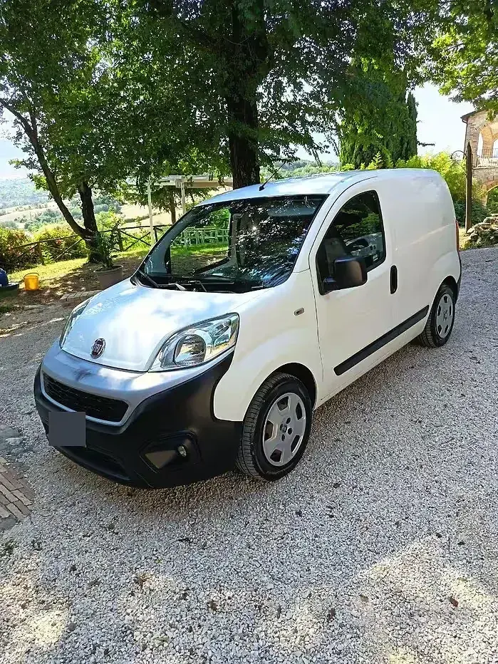 Usata Fiat Fiorino 95 CV (69 kW) 2019 Bianco Monovolume