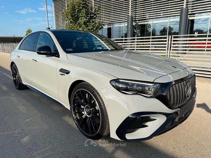 Usata Mercedes E53 AMG Premium Plus 449 CV (330 kW) 2025 Grigio alpino Berlina