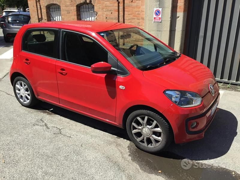 Usata VW up! 68 CV (50 kW) 2016 Rosso Utilitaria