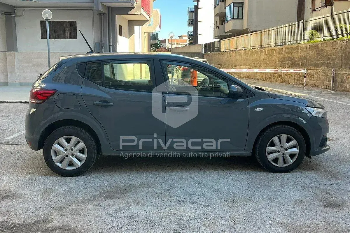 Usata Dacia Sandero Expression 101 CV (74 kW) 2024 Grigio Berlina