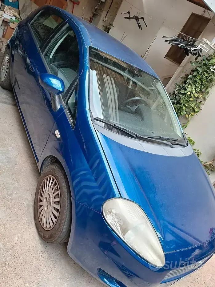 Usata Fiat Punto 75 CV (55 kW) 2007 Utilitaria