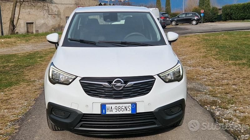 Usata Opel Crossland X Innovation 102 CV (75 kW) 2020 Bianco SUV