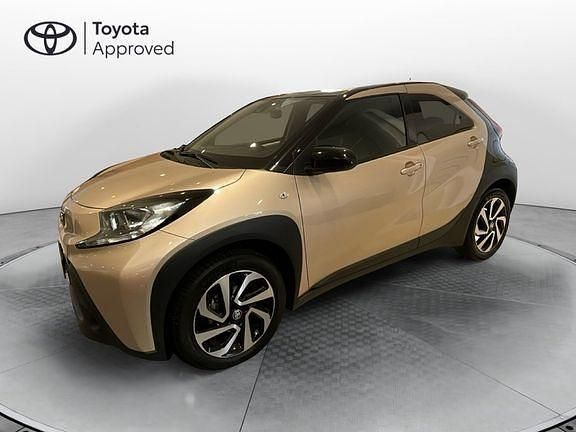 Giallo Usata 2023 Toyota Aygo X Trend SUV | 16.900 € (Buon prezzo) - Immagine 1/4