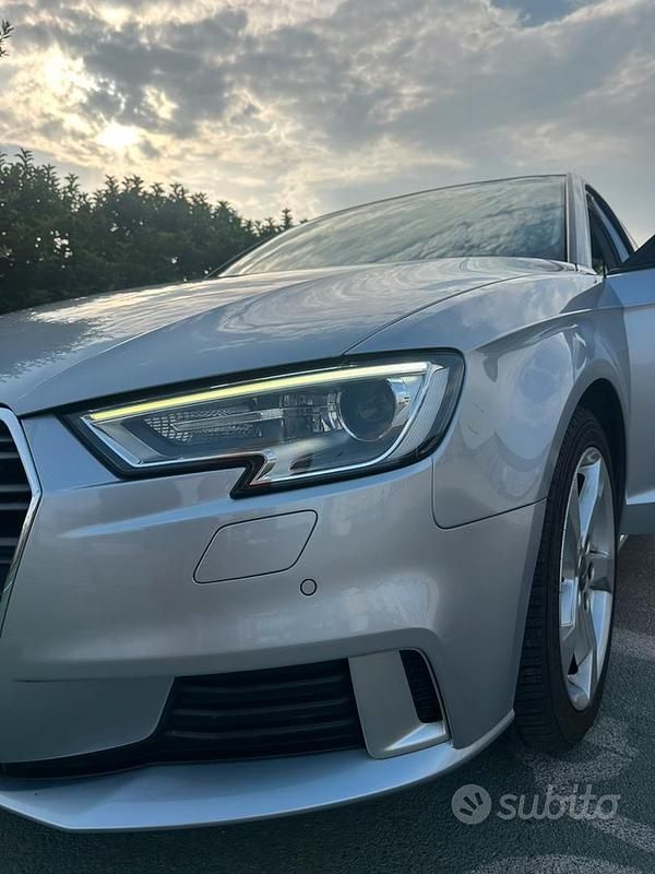 Usata Audi A3 116 CV (85 kW) 2019 Grigio Berlina