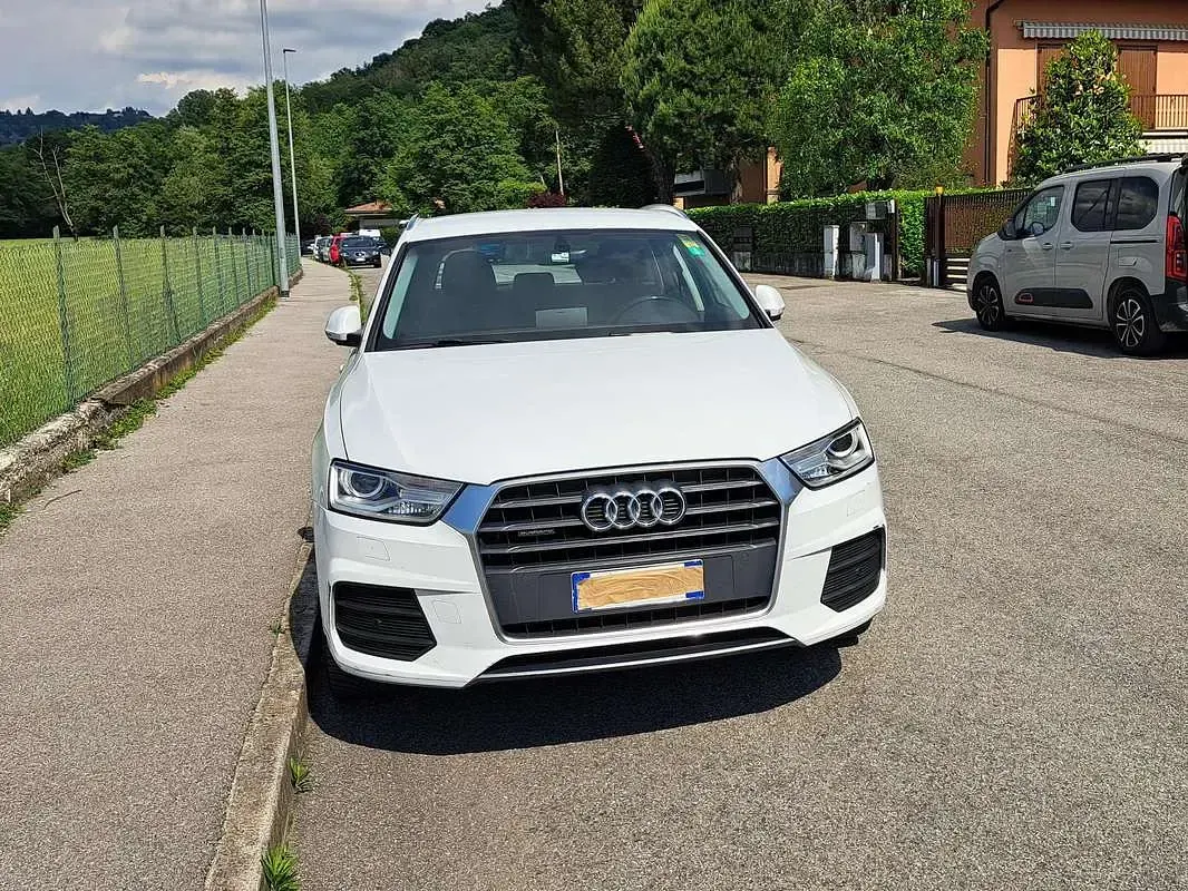 Usata Audi Q3 Design 150 CV (110 kW) 2017 Bianco SUV