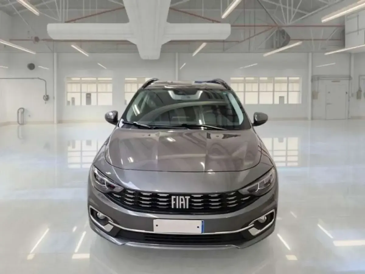 Usata Fiat Tipo Business 95 CV (69 kW) 2021 Grigio scuro Station wagon