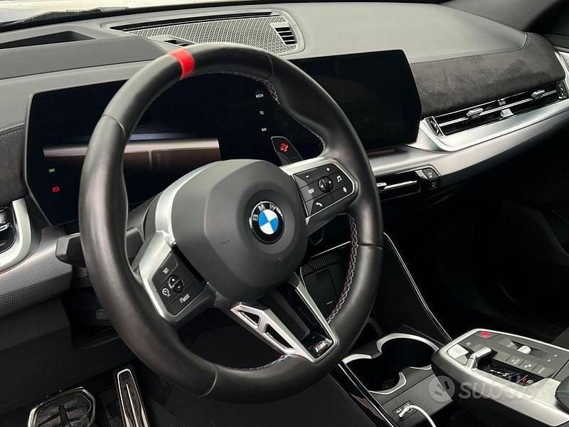 Begagnad BMW X2 Efficient Dynamics 300 HK (220 kW) 2024 Blå SUV