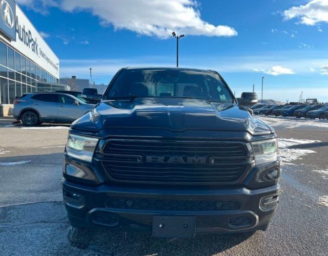 Usata RAM 1500 401 CV (294 kW) 2022 Nero metallizzato Pick-up