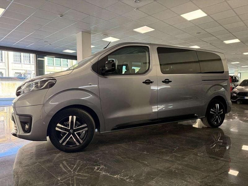 Usata Toyota Proace Verso Luxury 180 CV (132 kW) 2021 Grigio Station wagon