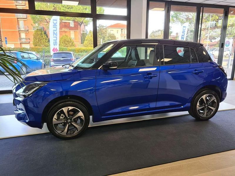 Nuova Suzuki Swift 83 CV (61 kW) 2025 Arancione Utilitaria