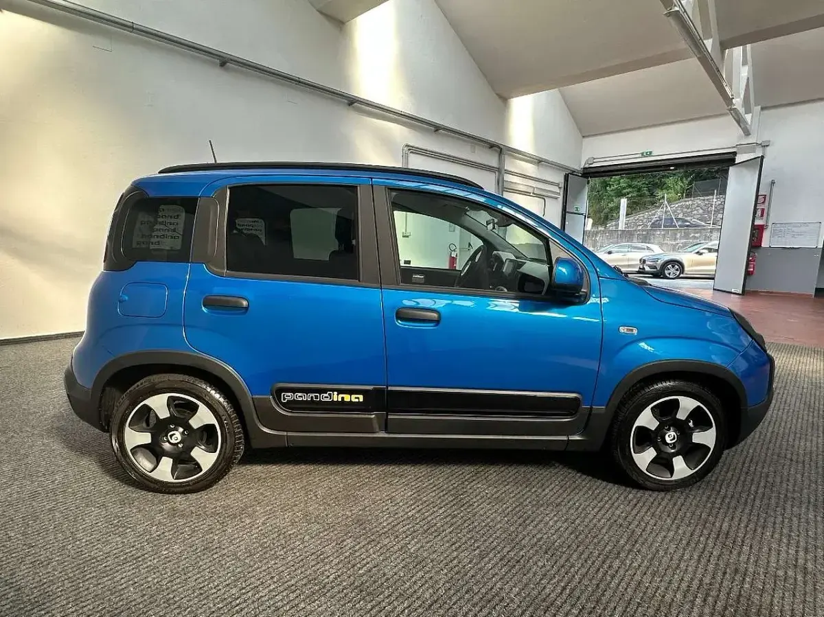 Usata Fiat Panda Cross Cross 69 CV (50 kW) 2026 Blu/azzurro Utilitaria