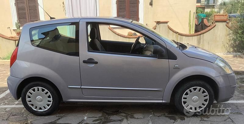 Usata Citroën C2 60 CV (44 kW) 2004 Grigio Utilitaria