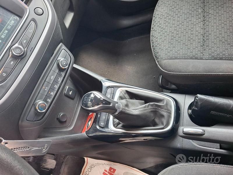Usata Opel Crossland X 83 CV (61 kW) 2019 Grigio SUV