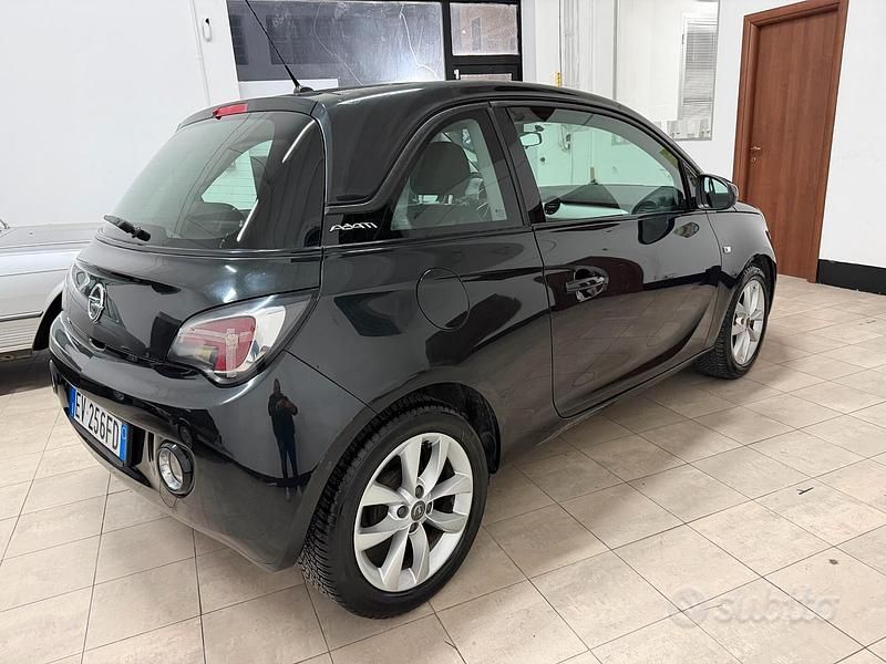 Usata Opel Adam Jam 87 CV (63 kW) 2014 Nero Utilitaria