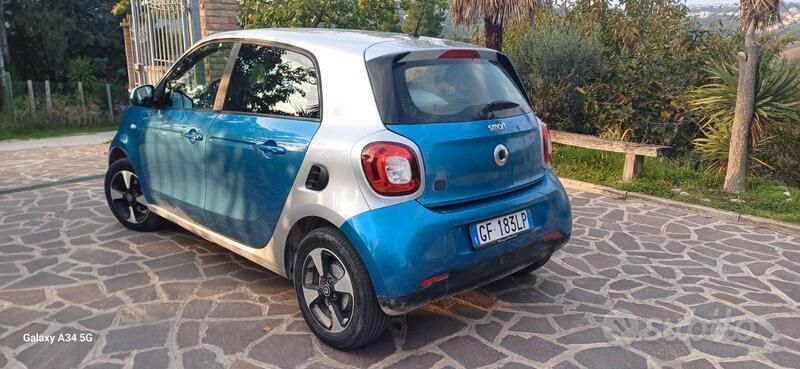 Usata Smart ForFour Electric Drive 41 kW (56 CV) 2020 Berlina