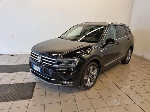 Nero Usata 2018 VW Tiguan Allspace Advance SUV | 18.900 € (Ottimo prezzo) - Immagine 1/4