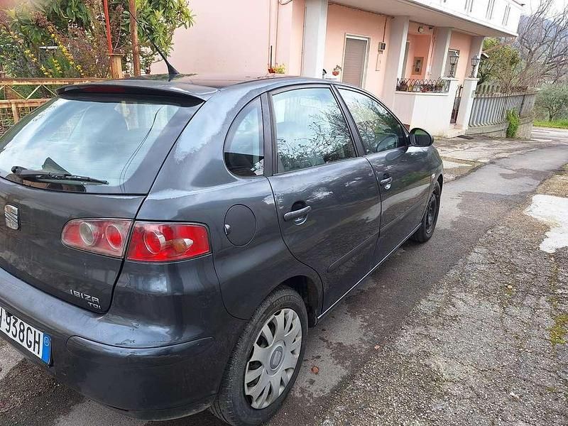 Usata Seat Ibiza Stella 75 CV (55 kW) 2003 Utilitaria