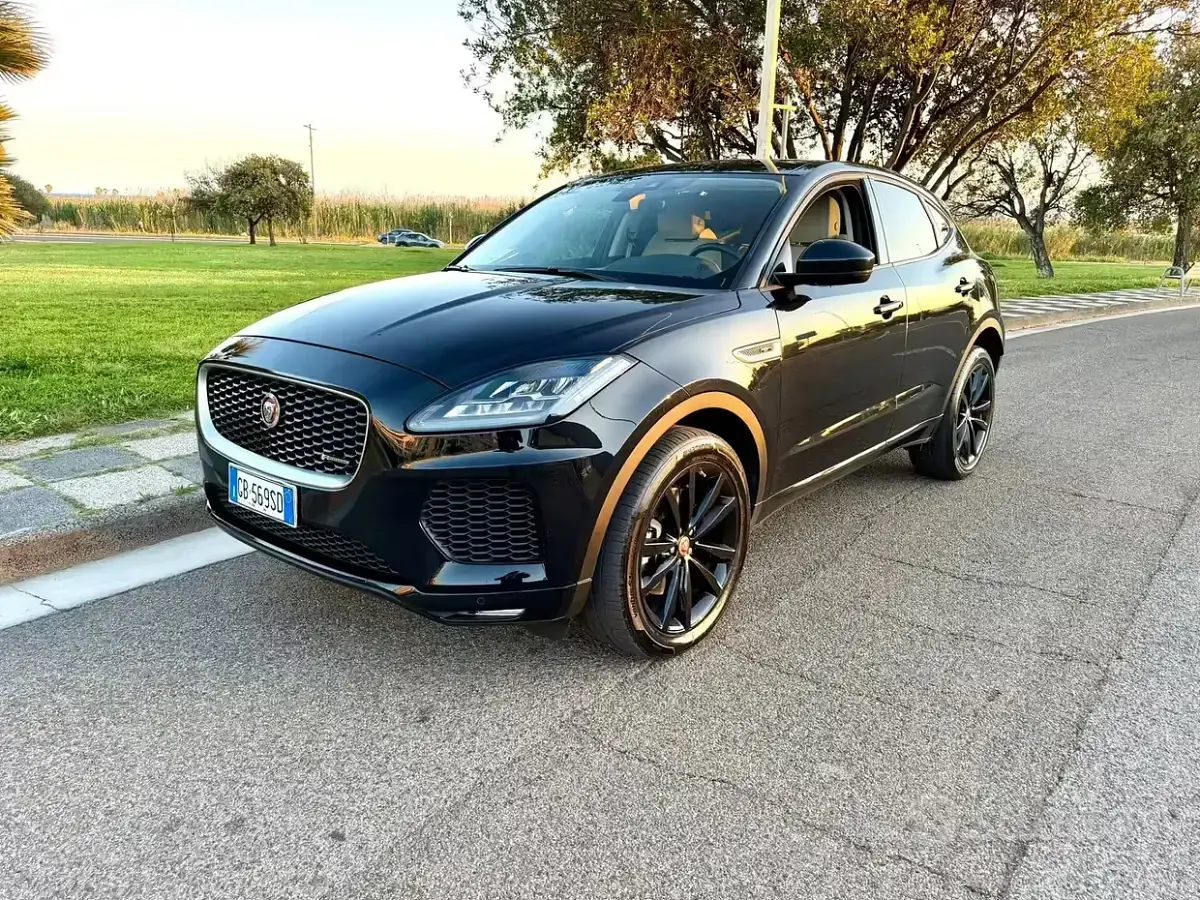 Occasion Jaguar E-Pace R-Dynamic 241 ch (177 kW) 2020 Noir SUV