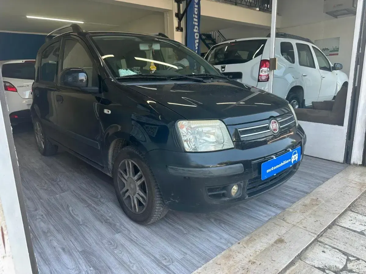 Usata Fiat Panda 69 CV (50 kW) 2010 Viola Utilitaria