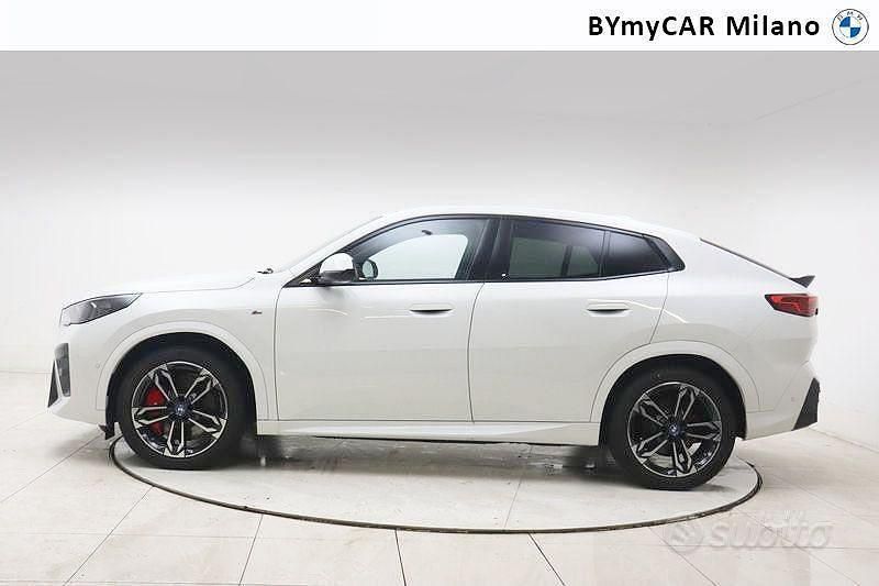 Usata BMW iX2 M Sport 279 kW (380 CV) 2025 Bianco SUV