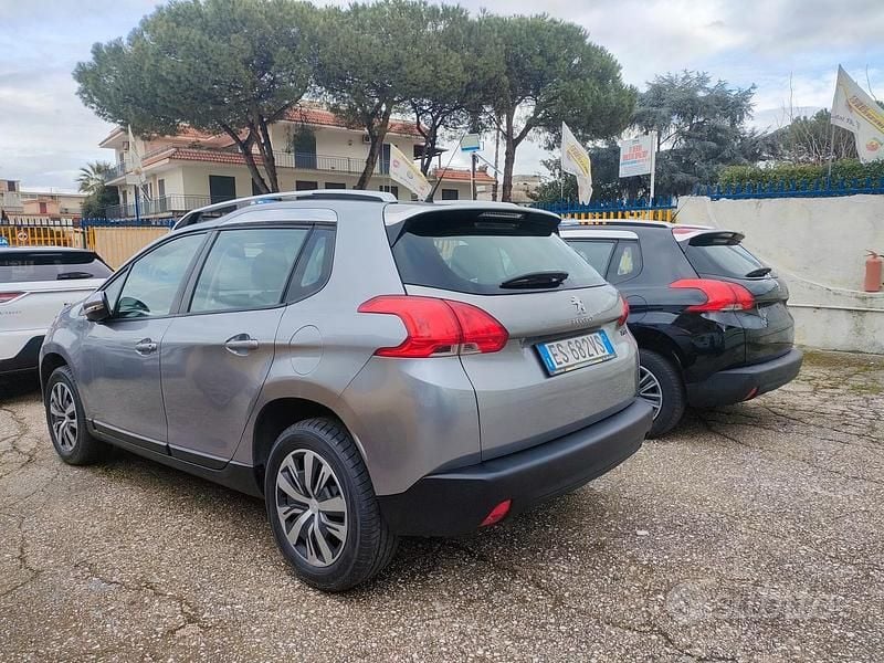 Usata Peugeot 2008 Active 92 CV (67 kW) 2014 Grigio SUV