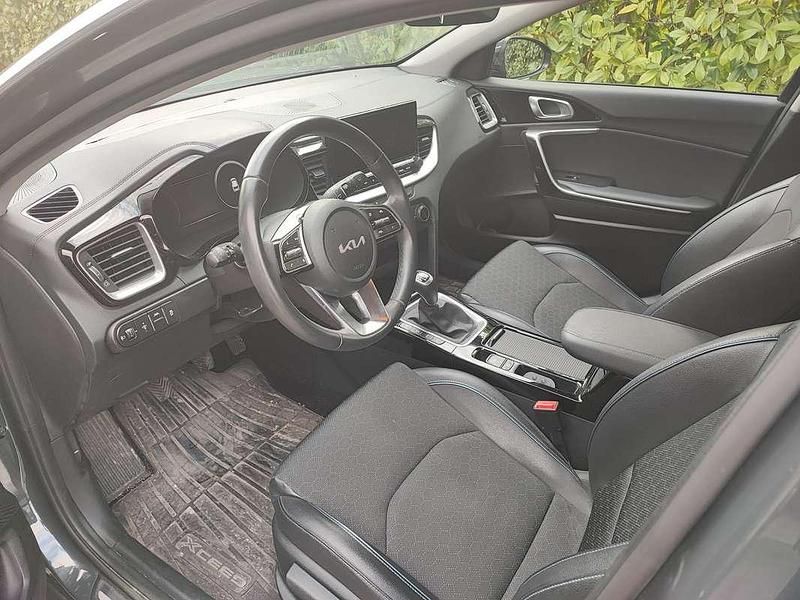 Usata Kia XCeed Style 136 CV (100 kW) 2023 Grigio SUV