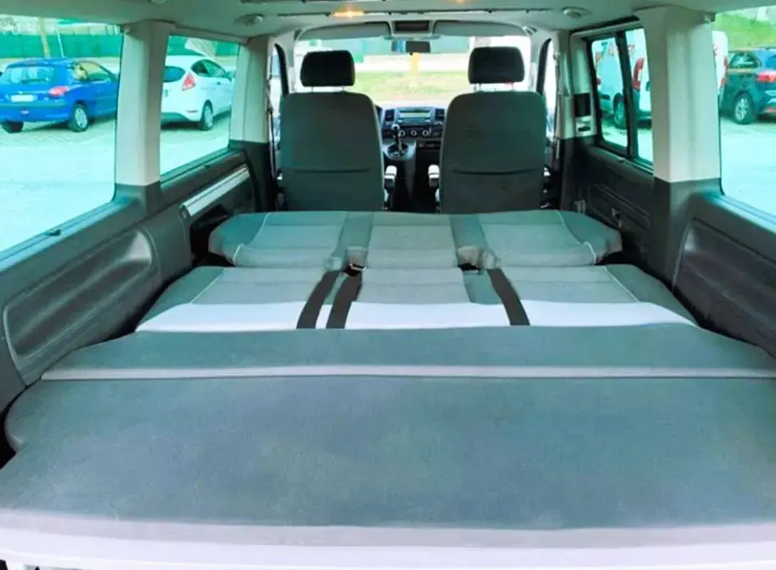 Usata VW Multivan 140 CV (102 kW) 2010 Nero Monovolume