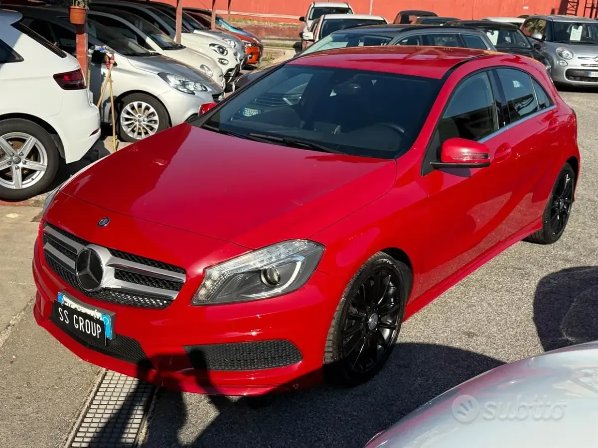 Usata Mercedes A200 Premium 136 CV (100 kW) 2014 Rosso Utilitaria