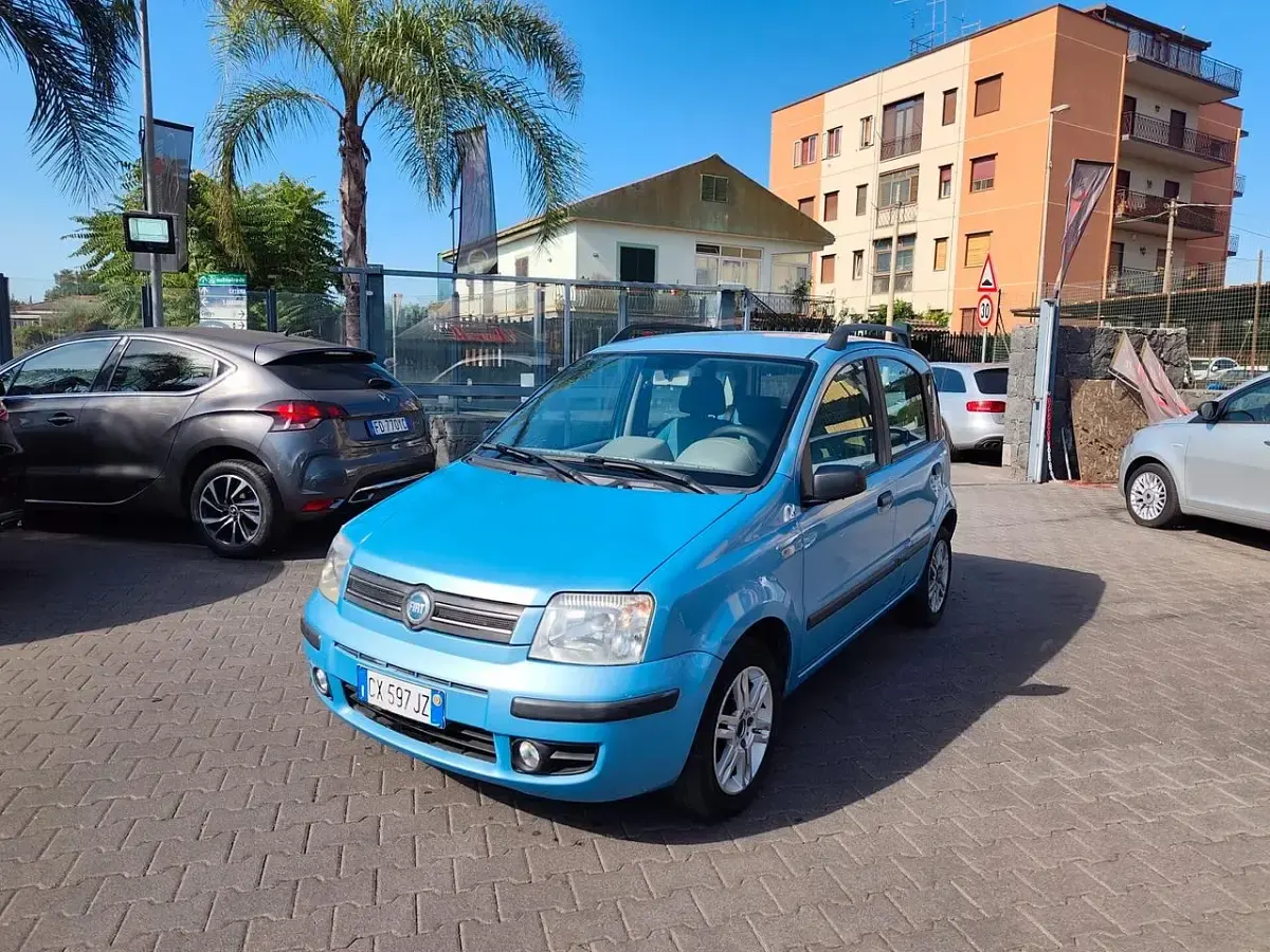 Usata Fiat Panda Emotion 69 CV (50 kW) 2005 Utilitaria