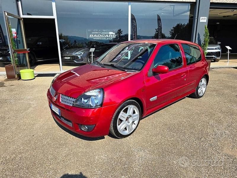 Usata Renault Clio II 170 CV (125 kW) 2002 Rosso Berlina