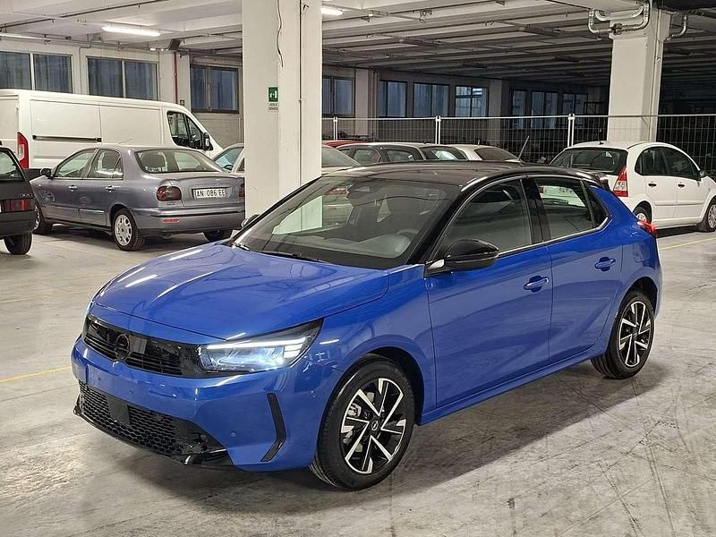 Nuova Opel Corsa 101 CV (74 kW) 2025 Voltaik blue/tetto black Utilitaria