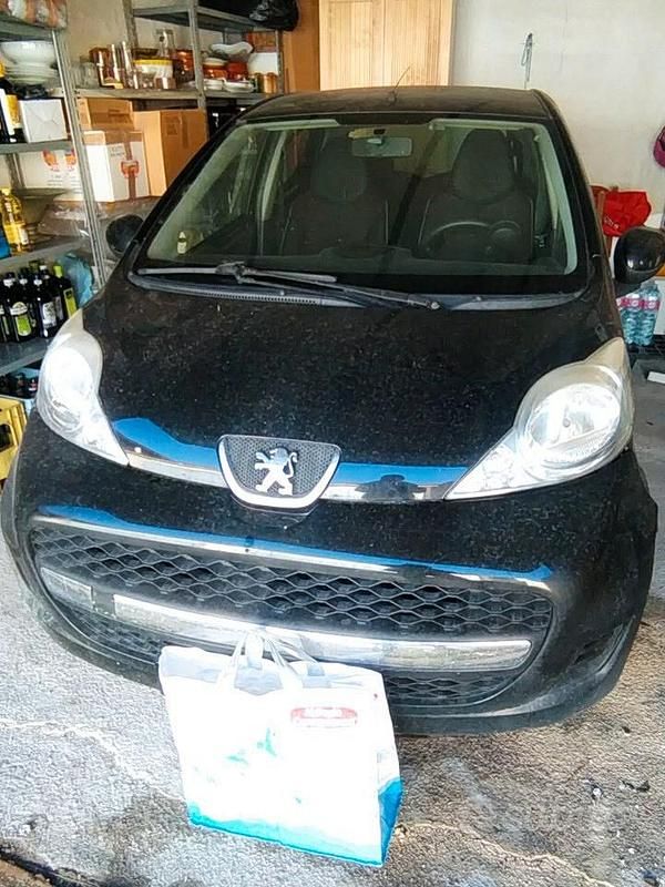 Usata Peugeot 107 2009 Nero Utilitaria
