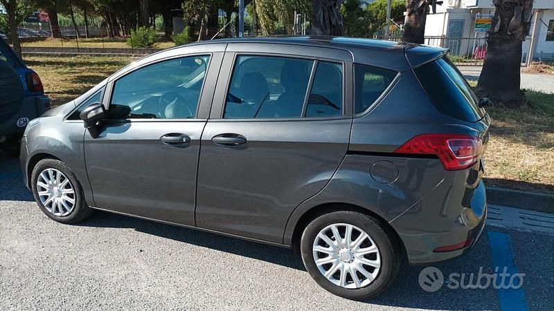 Usata Ford B-MAX 75 CV (55 kW) 2017 Monovolume