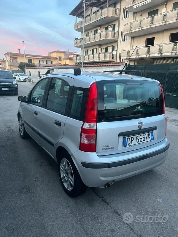 Grigio Usata 2008 Fiat Panda Due volumi | 3200 € (Buon prezzo) - Immagine 1/4