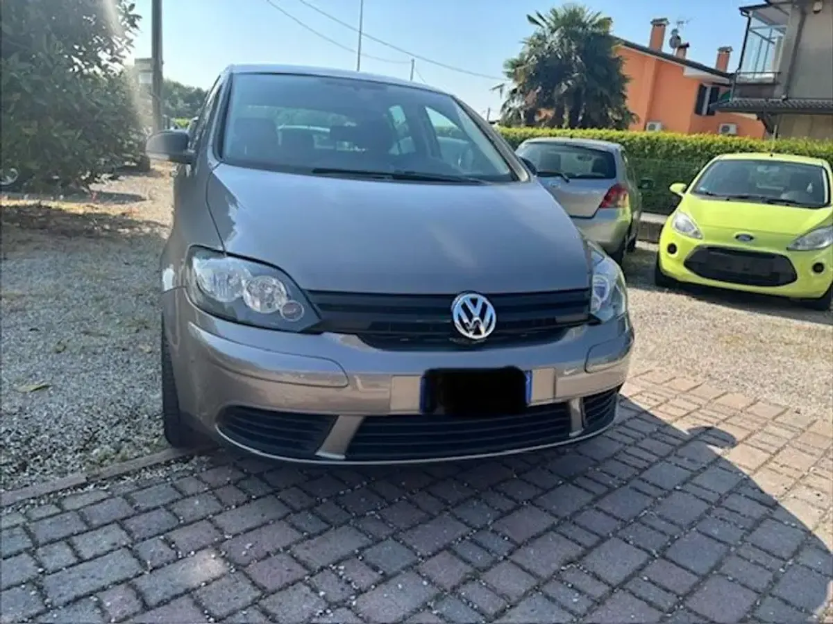 Używany VW Golf Plus Cross Highline 122 KM (89 kW) 2012 Szary Minivan