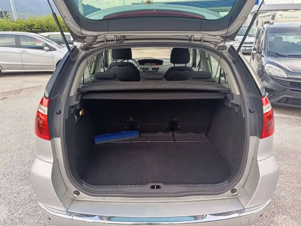Usata Citroën C4 Picasso 109 CV (80 kW) 2010 Argento Monovolume