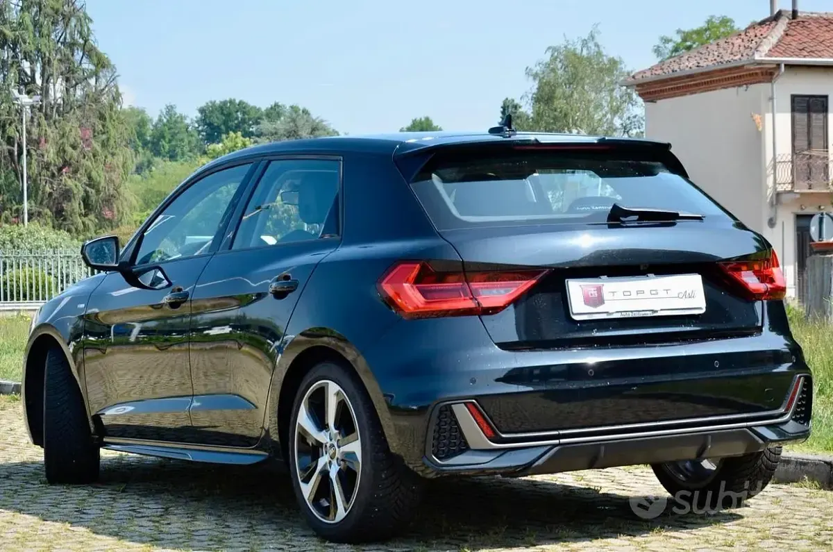 Usata Audi A1 S-Line 110 CV (80 kW) 2023 Nero SUV