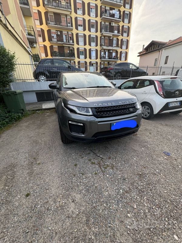 Usata Land Rover Range Rover evoque 150 CV (110 kW) 2019 Grigio SUV