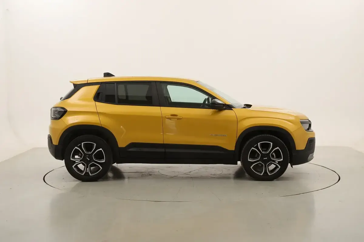 Usata Jeep Avenger Summit 101 CV (74 kW) 2025 SUV
