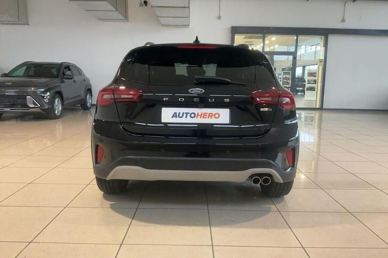 Usata Ford Focus Active 155 CV (114 kW) 2022 Nero