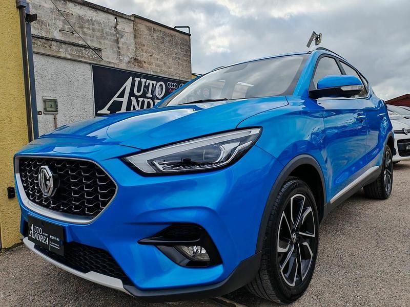 Usata MG ZS Luxury 111 CV (81 kW) 2022 Blu Station wagon