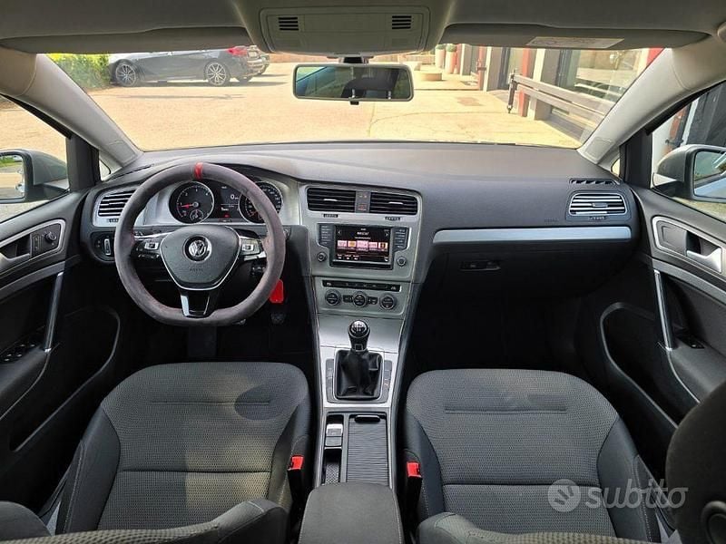 Usata VW Golf VII 110 CV (80 kW) 2016 Grigio Station wagon