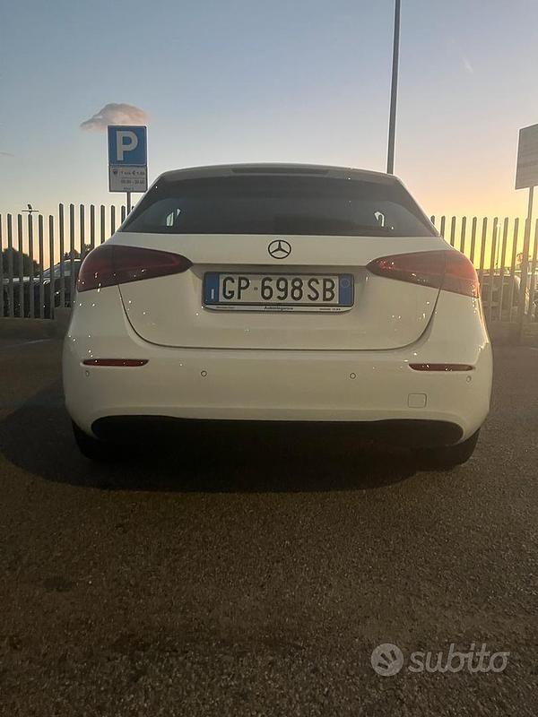Usata Mercedes A180 Executive 136 CV (100 kW) 2023 Bianco Berlina
