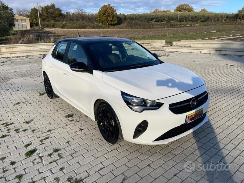 Usata Opel Corsa Edition 102 CV (75 kW) 2023 Bianco Berlina