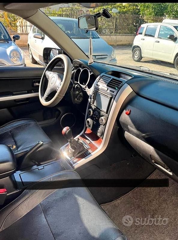 Usata Suzuki Grand Vitara 129 CV (94 kW) 2008 Nero SUV