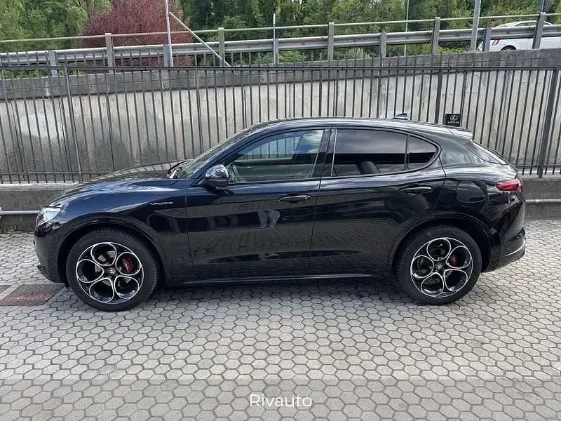 Usata Alfa Romeo Stelvio Veloce 210 CV (154 kW) 2022 Nero SUV