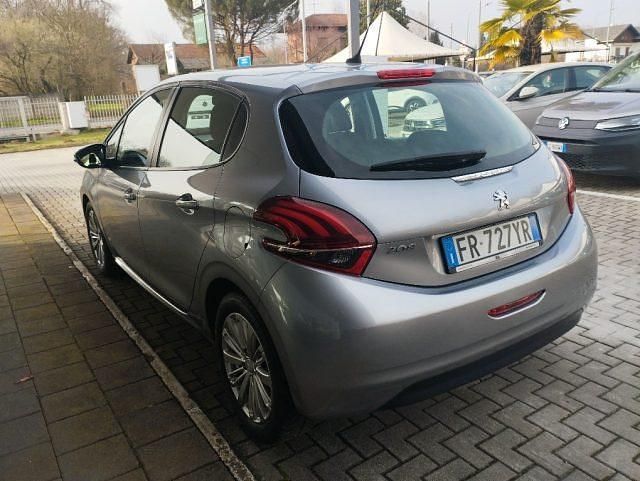 Usata Peugeot 208 Active 2019 Argento Utilitaria