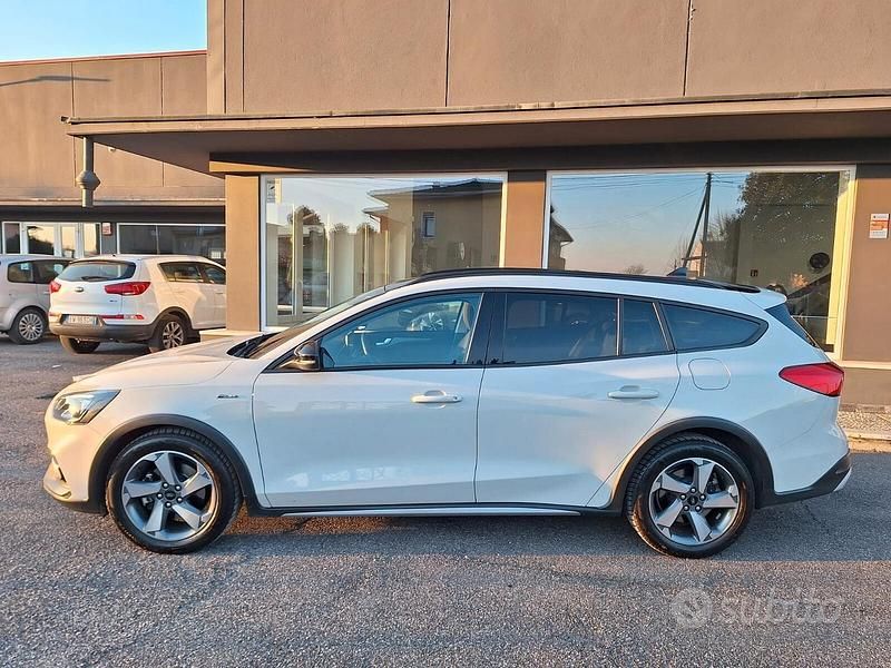 Usata Ford Focus Active 120 CV (88 kW) 2019 Bianco Station wagon