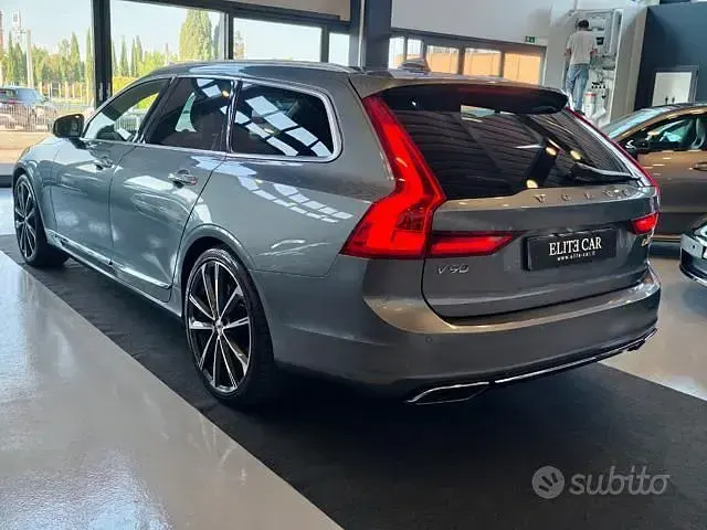 Usata Volvo V90 Inscription 190 CV (139 kW) 2017 Grigio Station wagon
